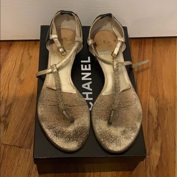 Authentic Chanel Entre Doigts shoes - Picture 1 of 5